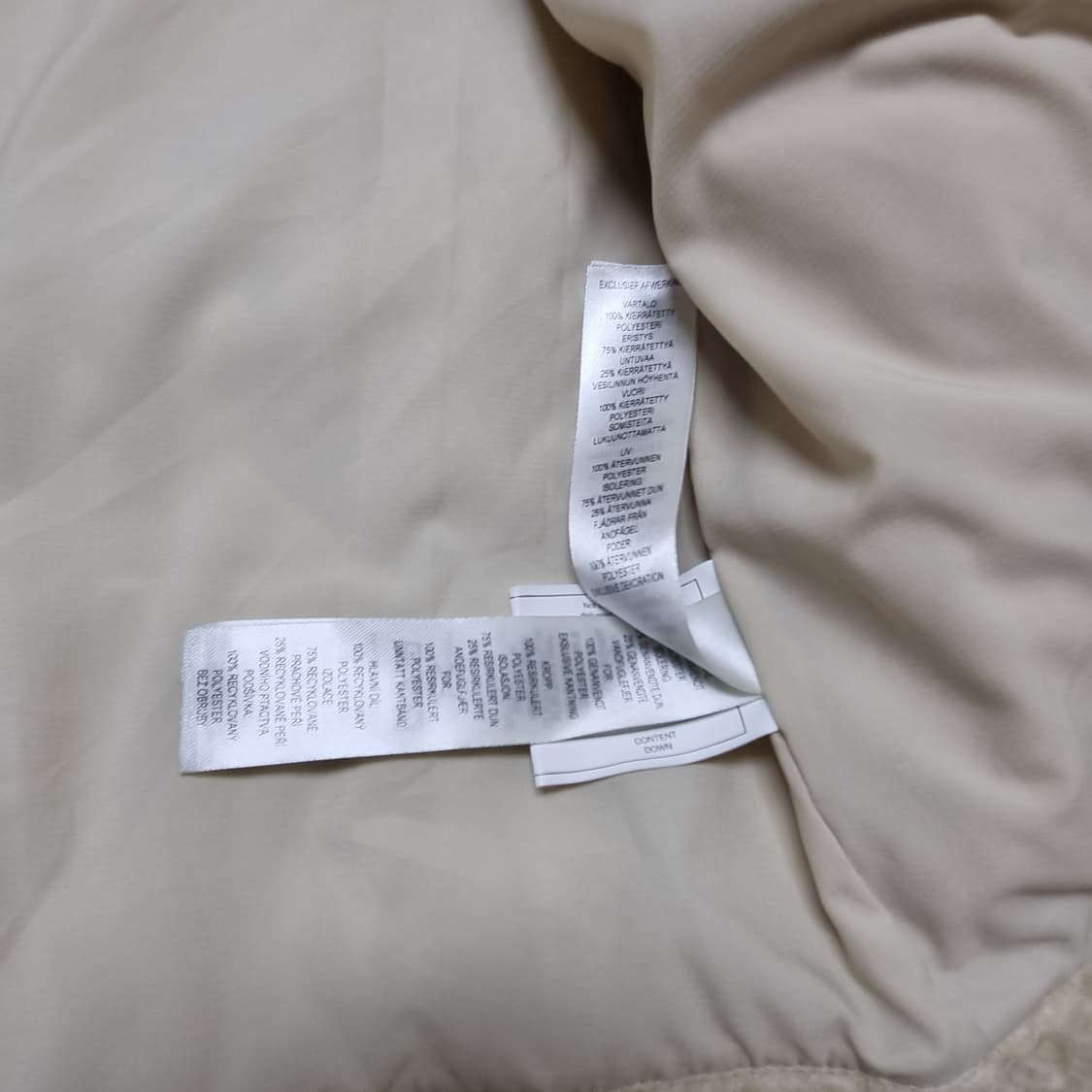 파타고니아 우먼즈 파일 다운 자켓 (Pelage/Natural) 상품이미지5