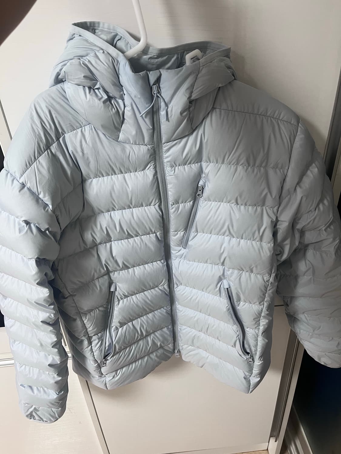 무신사 스탠다드 시티 레저 후디드 라이트 다운 재킷 상품이미지4