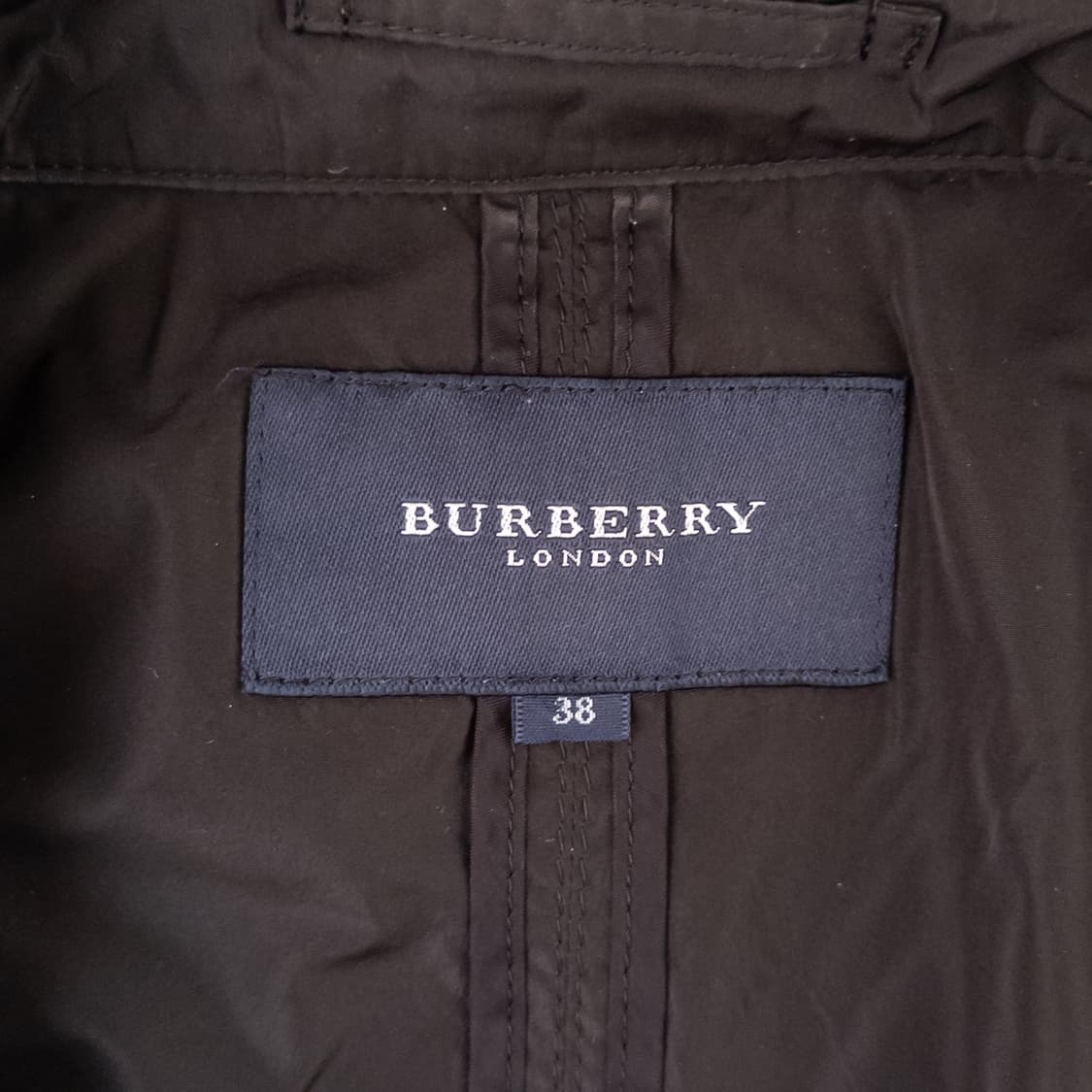 버버리 나일론 더블 크롭 자켓 상품이미지6