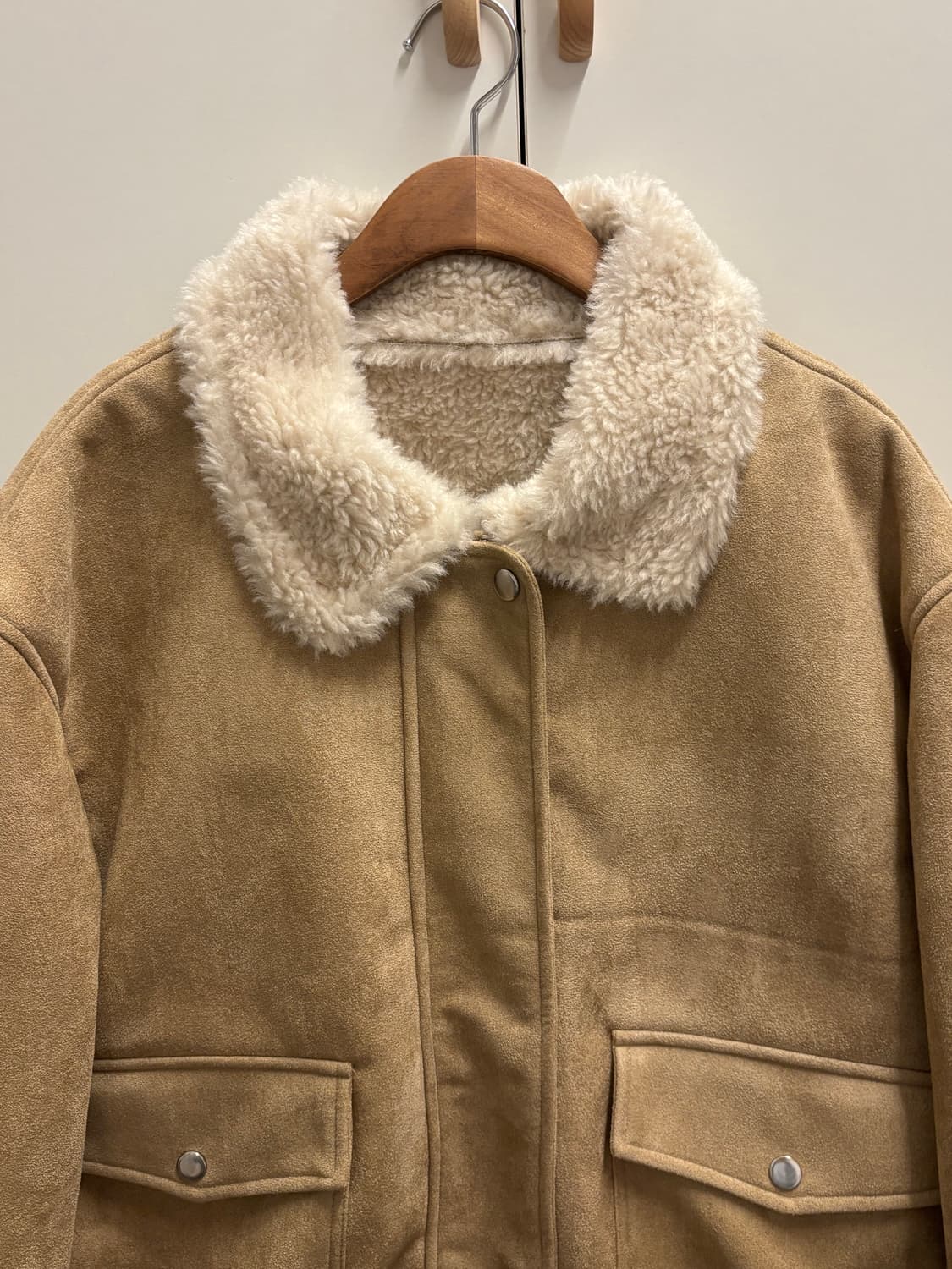 쇼퍼랜드 양털 스웨이드 무스탕 베이지 상품이미지6