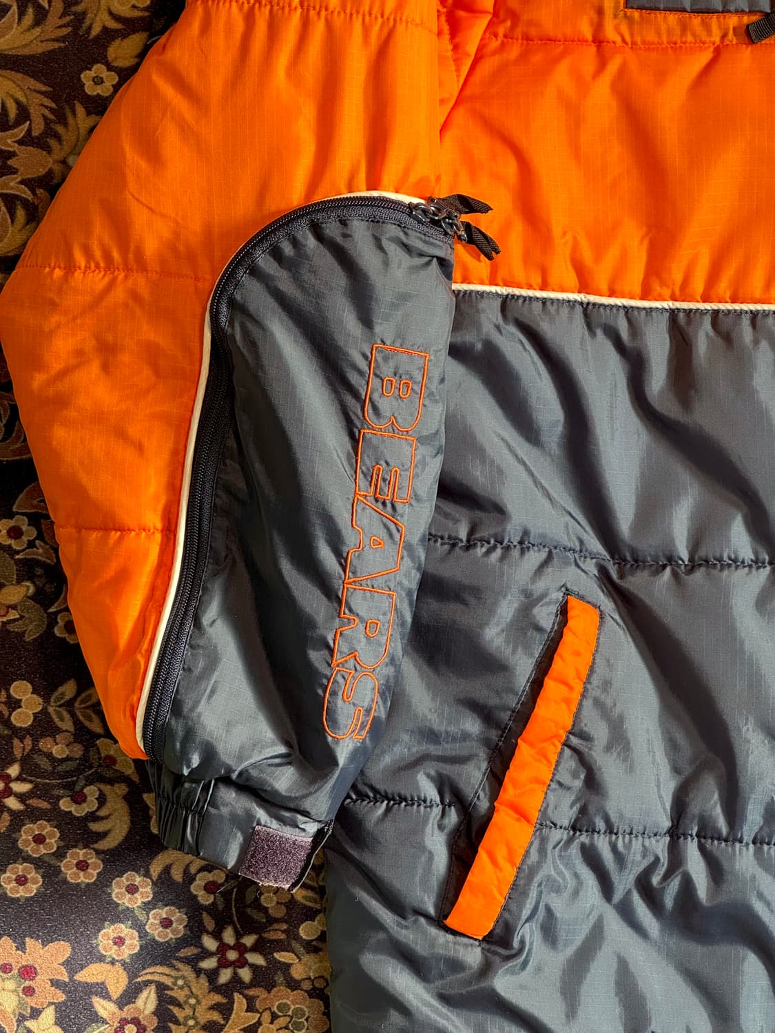 90s 올드스쿨 리복 NFL 시카고 베어스 립스탑 나일론 패딩자켓 상품이미지2