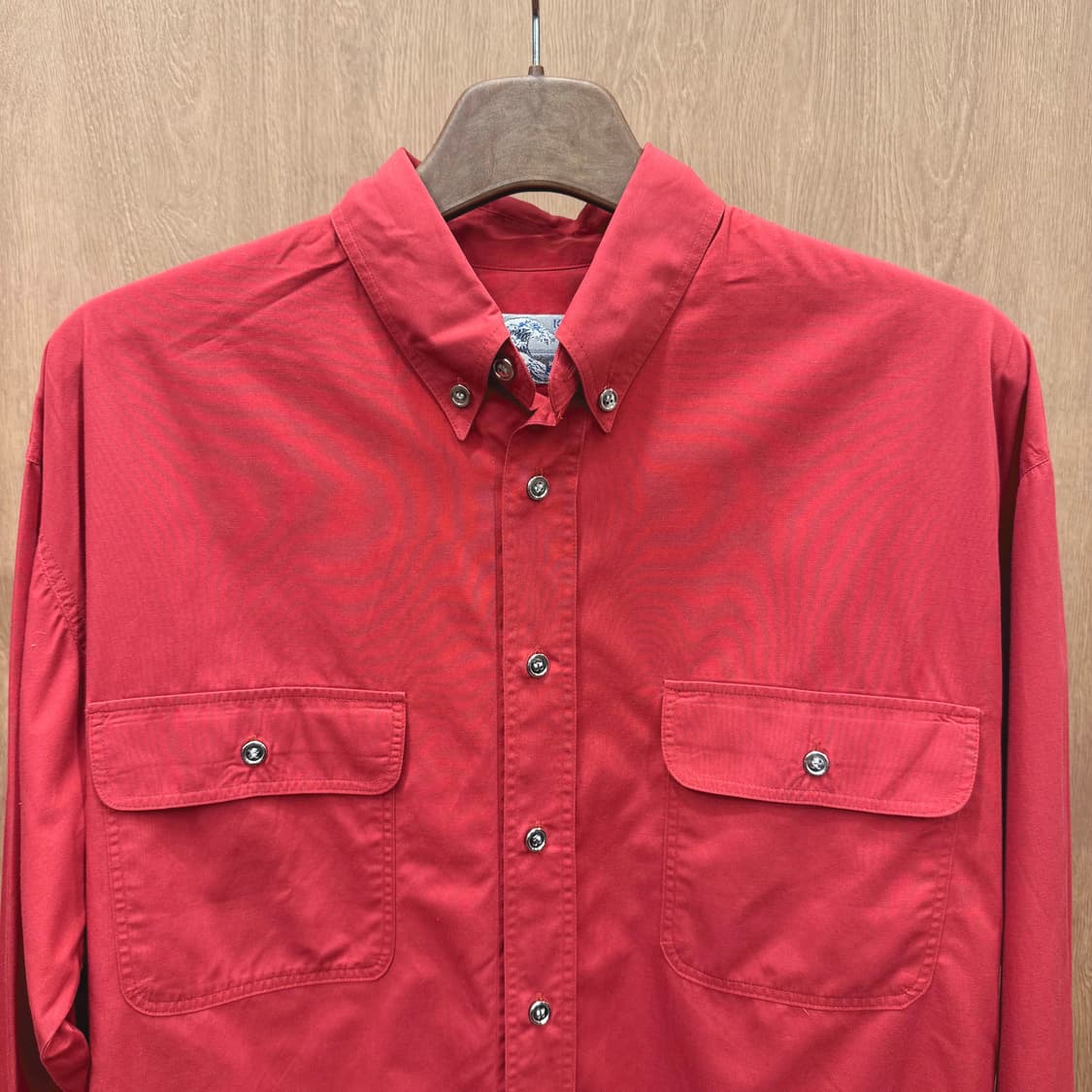 겐조 더블 포켓 셔츠 버튼 다운 카라 디테일 볼드 컬러 레드 상품이미지4