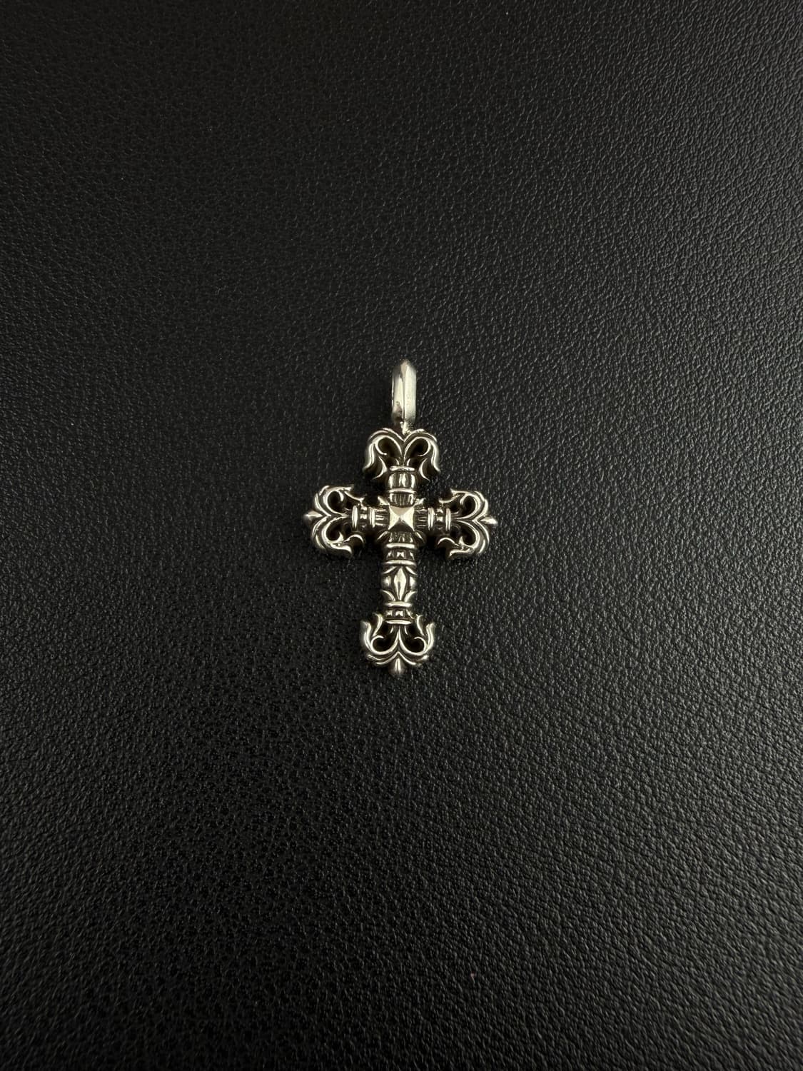 크롬하츠 필리그리 참 상품이미지1