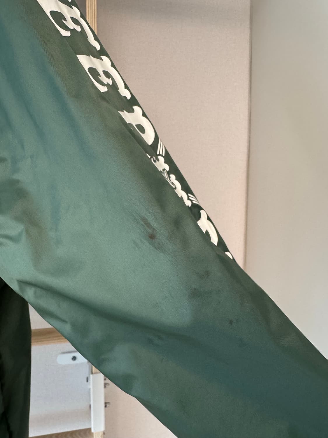 105 라파예트 코치 자켓 그린 착샷 상품이미지7