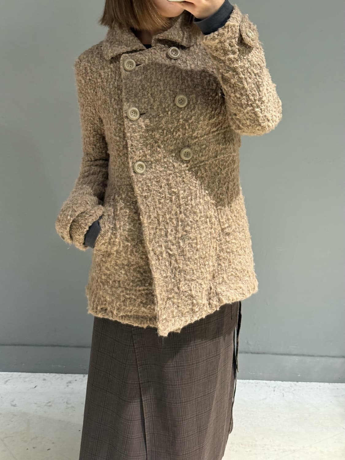 Fluffy double button point coat 상품이미지3