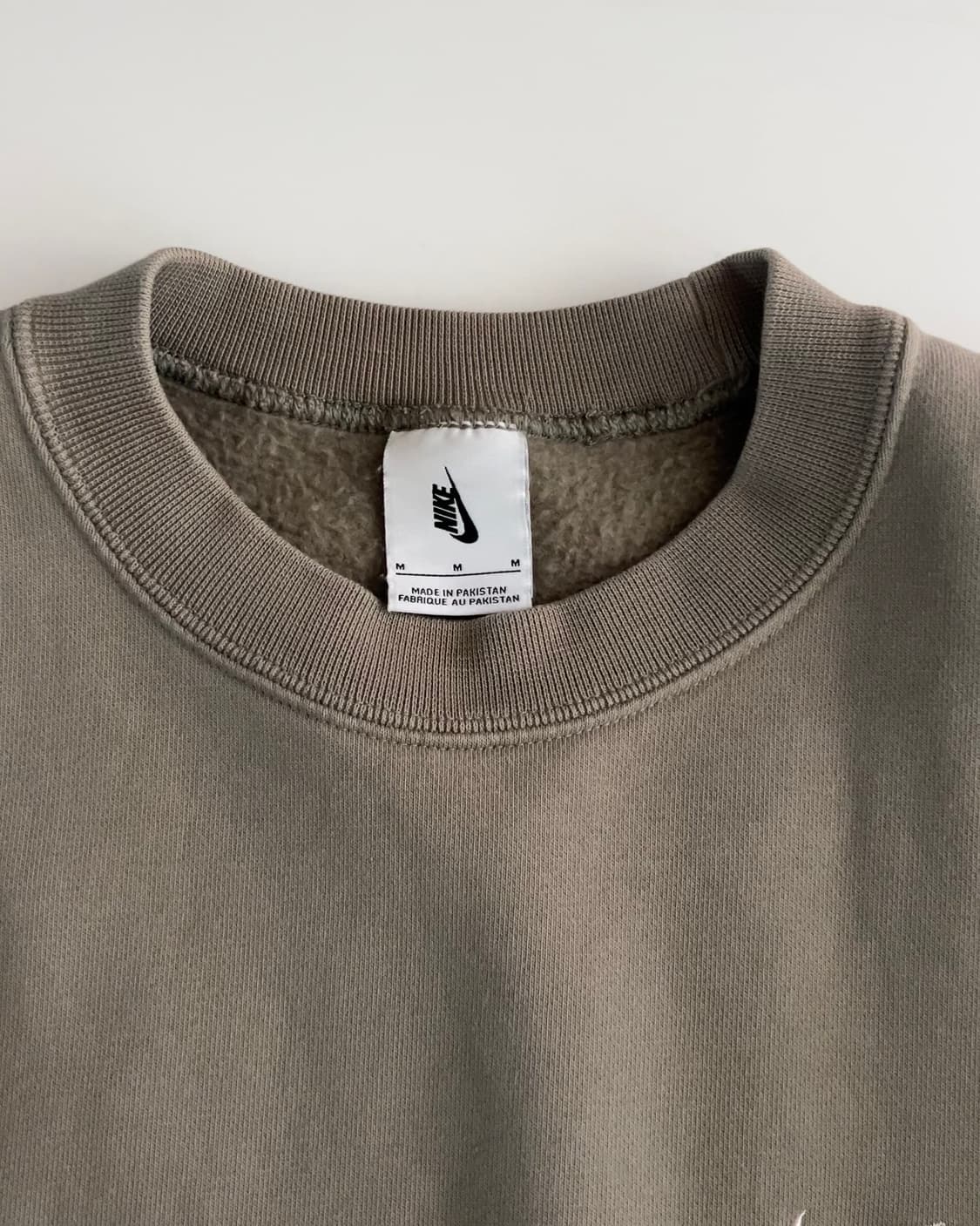 나이키 NRG 카키 맨투맨 M 상품이미지3