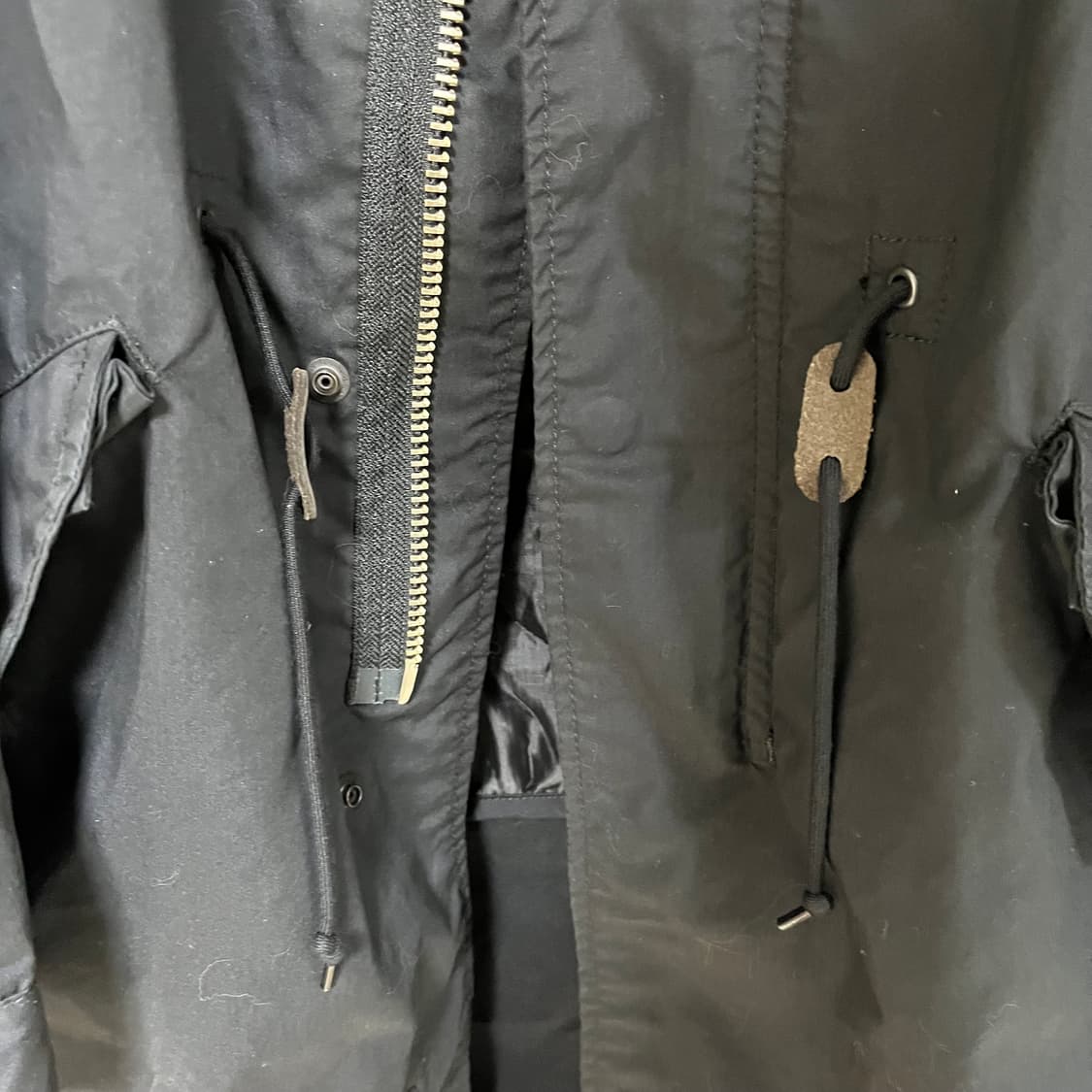 유니폼익스페리먼트 x 프라그먼트 피쉬테일파카 상품이미지4