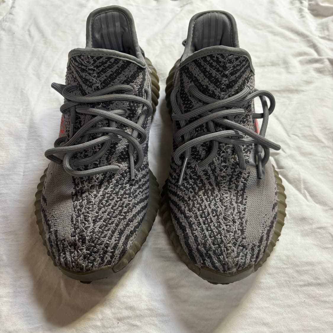 이지부스트 350 V2 벨루가 270  상품이미지1