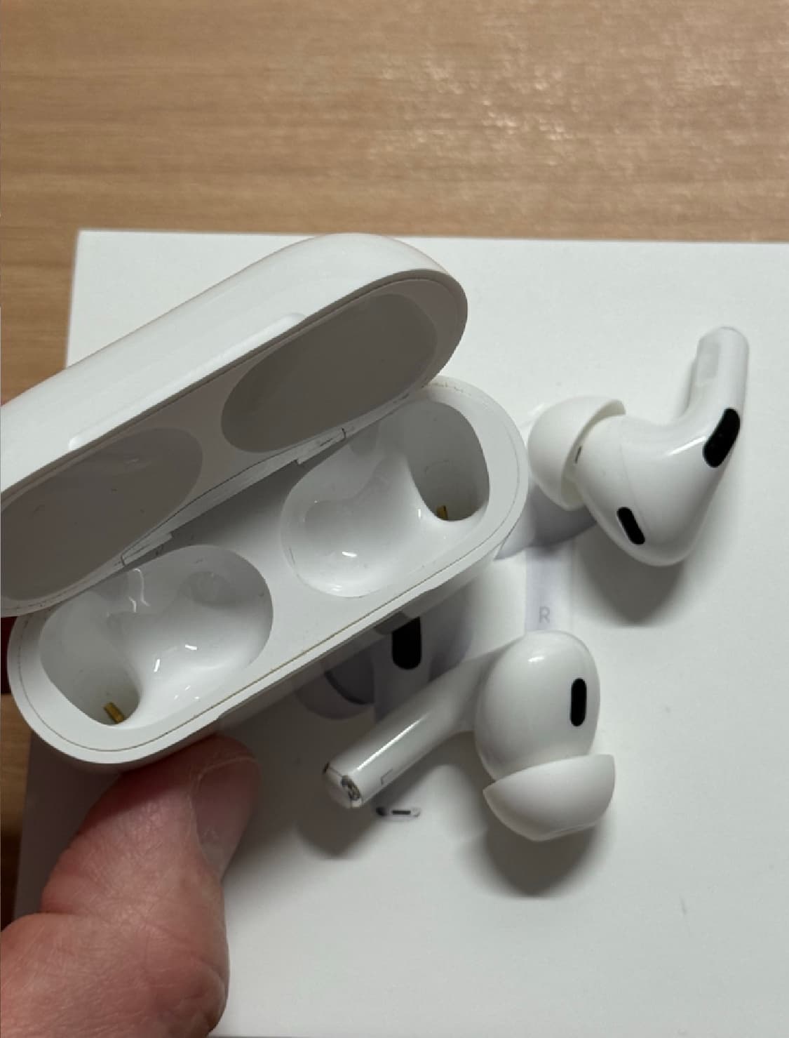 에어팟 프로 2 S급 8핀 판매합니다!! 풀박스 상품이미지2