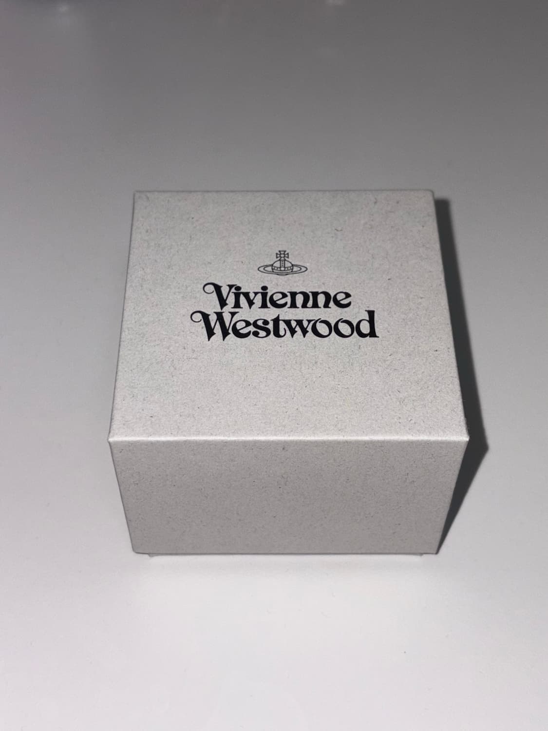 비비안 웨스트우드 런던 오브 펜던트 목걸이 실버 상품이미지2