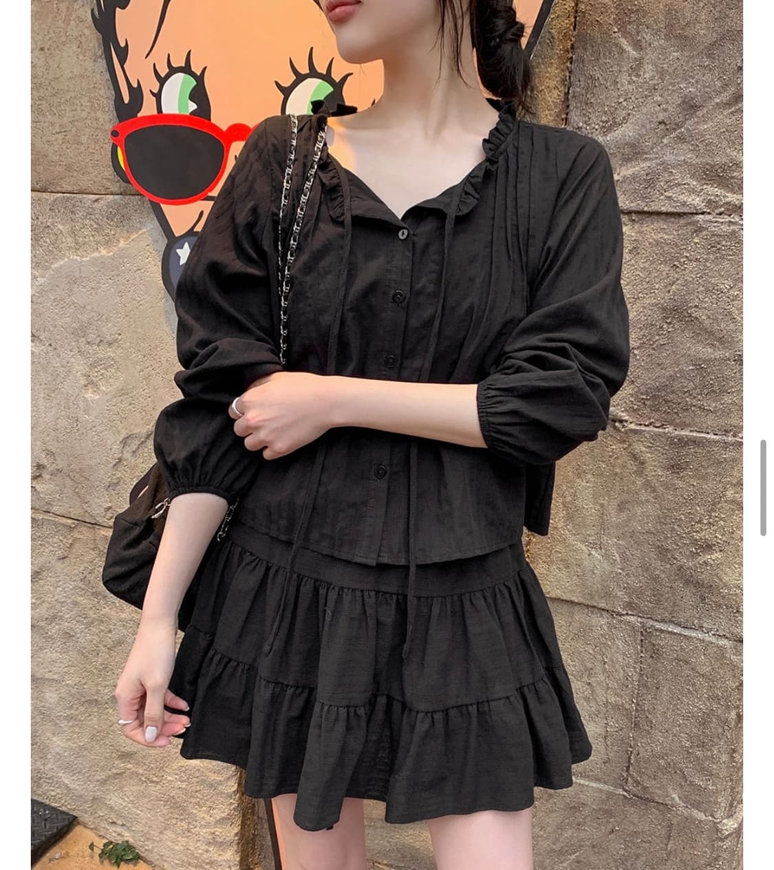 프렌치오브 버넷 리본 스트랩 핀턱 프릴 블라우스 상품이미지2
