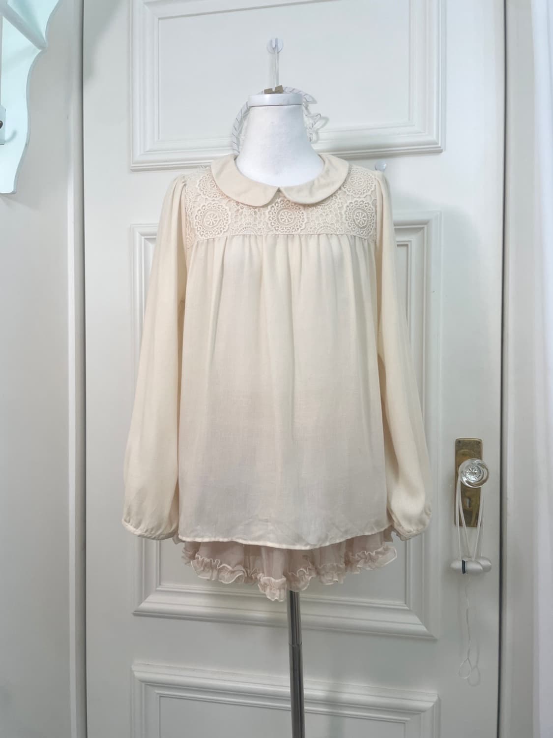 EHKA SOPO butter lace trim collar blouse 상품이미지1