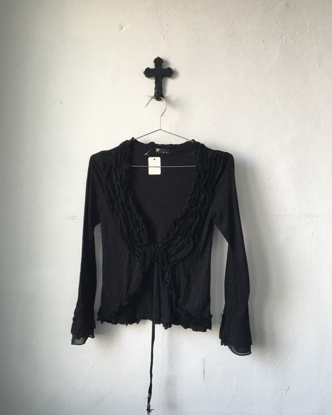 Frill point cardigan 상품이미지1