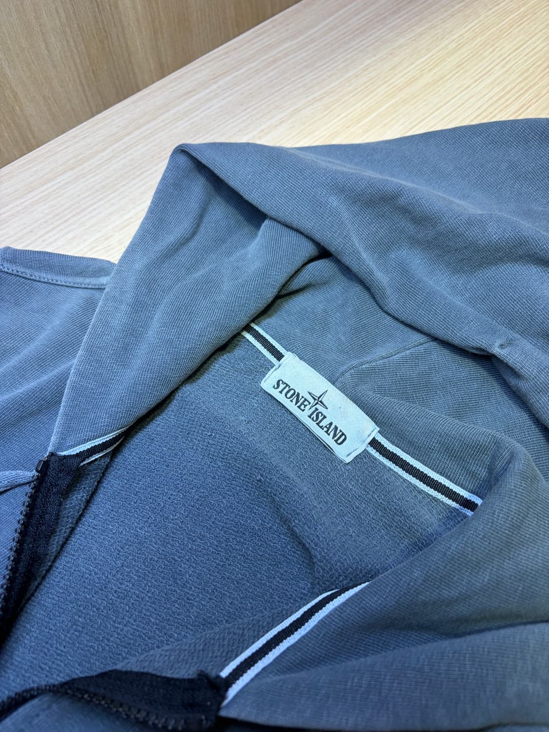 [M]스톤아일랜드 후드집업 차콜 상품이미지2