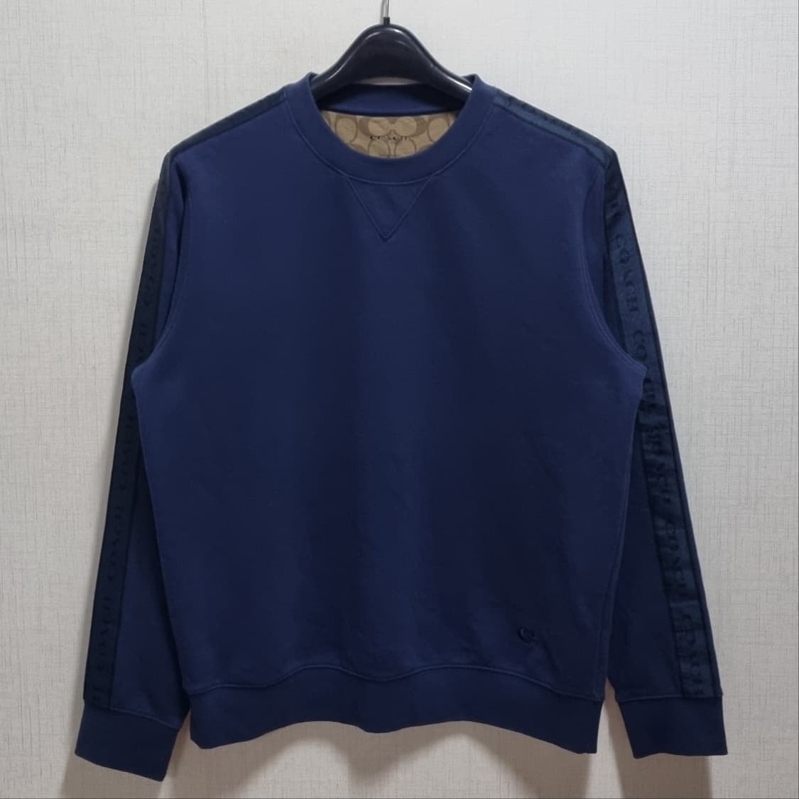 ( 100 ) 코치 coach 네이비 사이드 레터링 맨투맨 상품이미지1