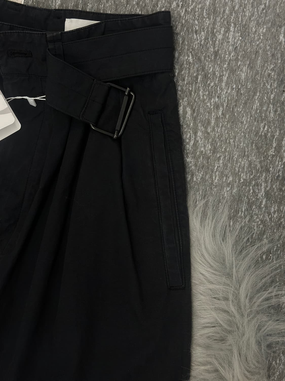 르메르 벨티드 스트레이트 팬츠  상품이미지3