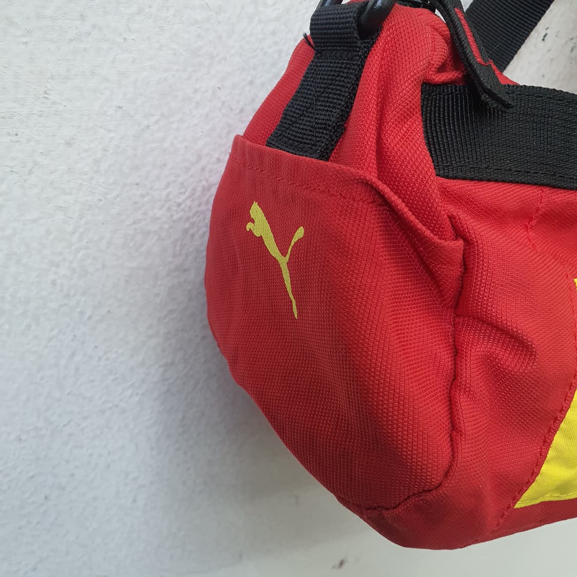 푸마 원형 빈티지 크로스백 상품이미지6