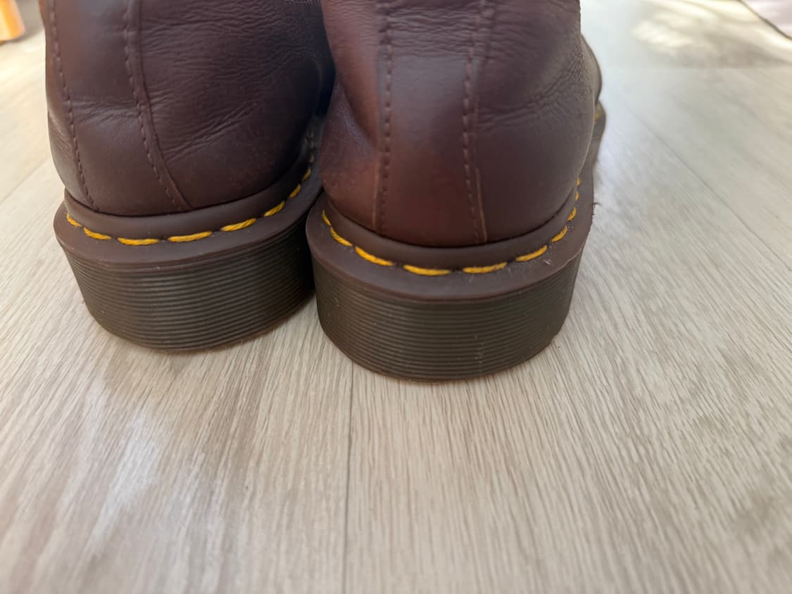 닥터마틴 브라운3홀 상품이미지4