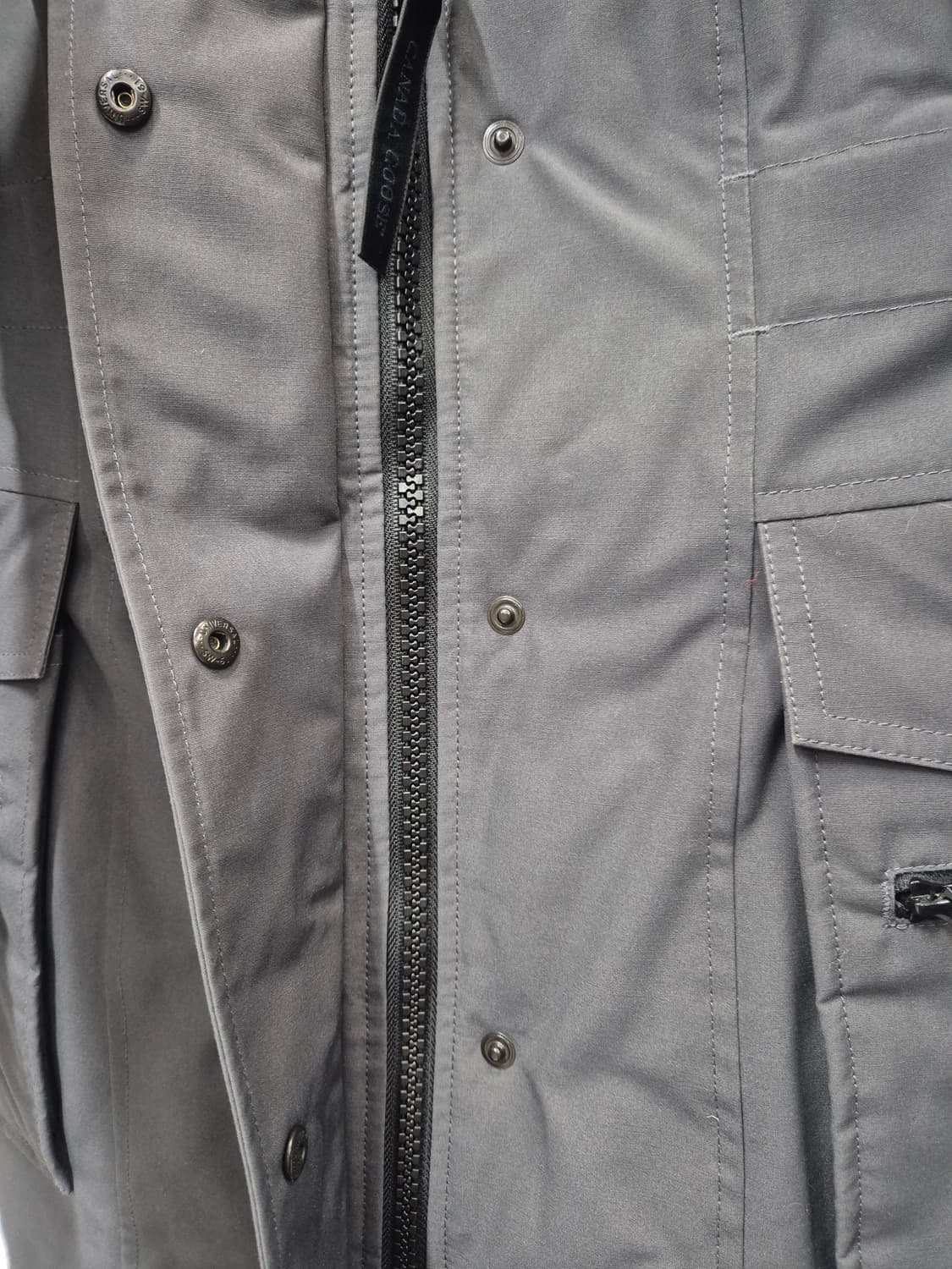 캐나다구스 여자 패딩 그레이 / XS (국내정품) 상품이미지4