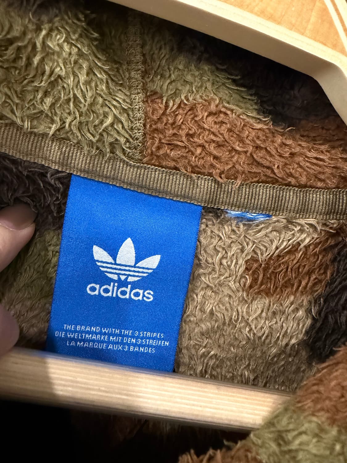 260. 아디다스 카모 후리스 후드집업 상품이미지3