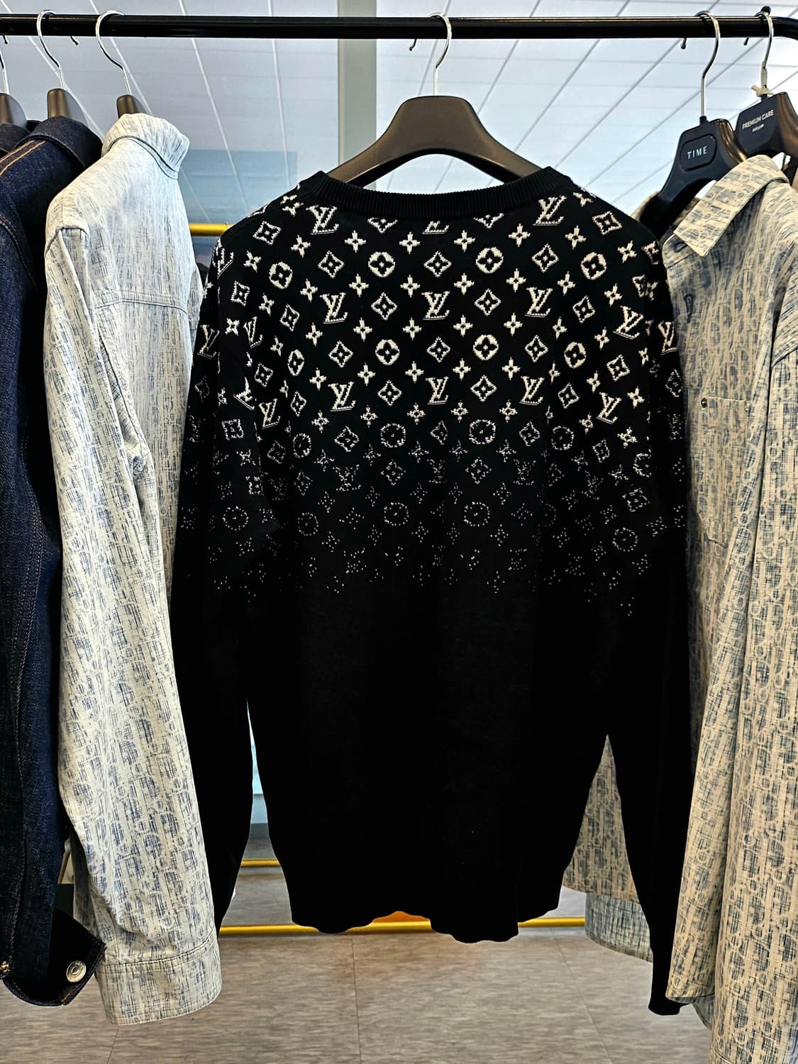 루이비통 신형 모노그램 니트 백화점판 엑라  상품이미지2