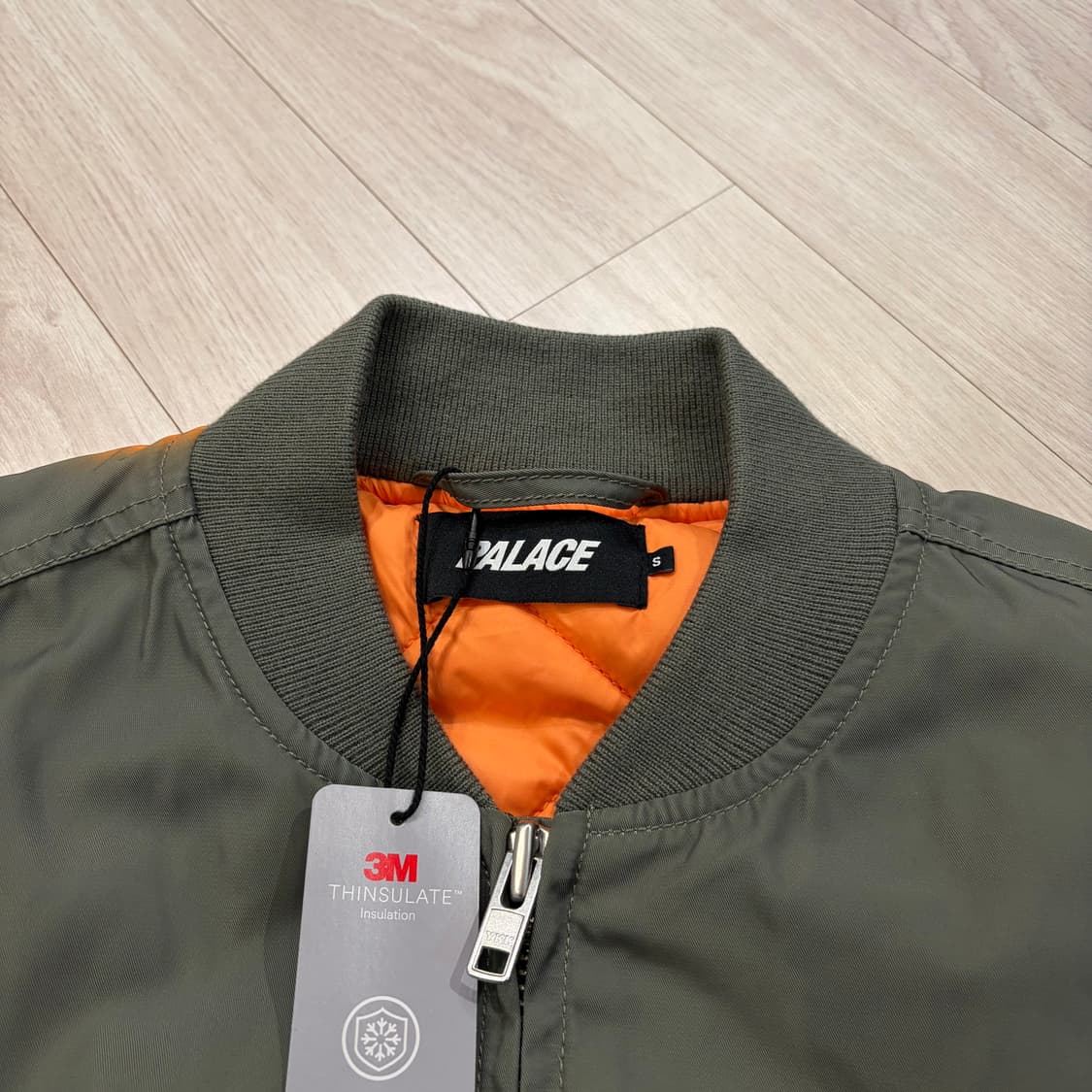 [새상품] Palace 팔라스 Chakra Rave Jacket S 상품이미지8