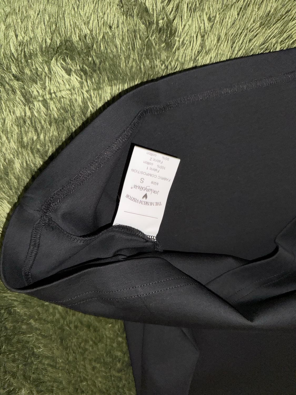 [S] 더뮤지엄비지터 X 존 버거맨 콜라보 플래닛 프린트 티셔츠 상품이미지6