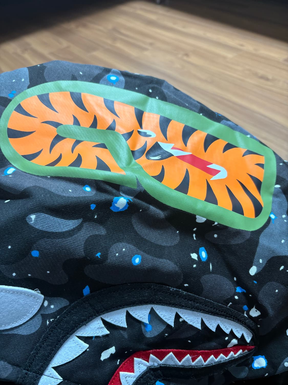 베이프 샤크후드 스페이스 카모 새상품 네고 가능 상품이미지6