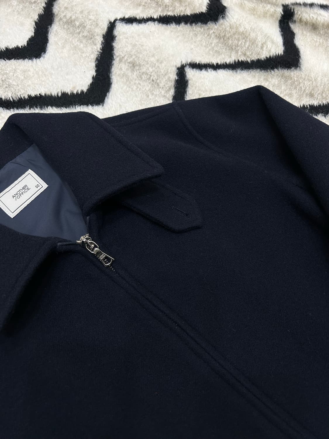 [00]어나더오피스 볼륨 모직 블루종/다크네이비 상품이미지1