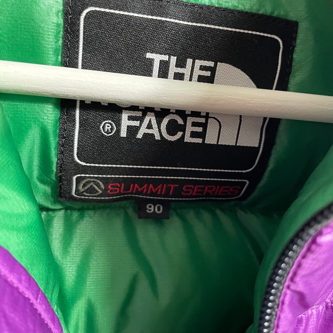 [S] 노스페이스 700 써밋 퍼플 경량 패딩 조끼 상품이미지2