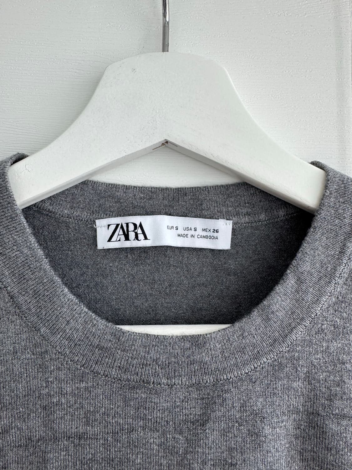 [ZARA] 자라 그레이 니트 슬리브리스 / S사이즈 / 깔끔한 상태 상품이미지2