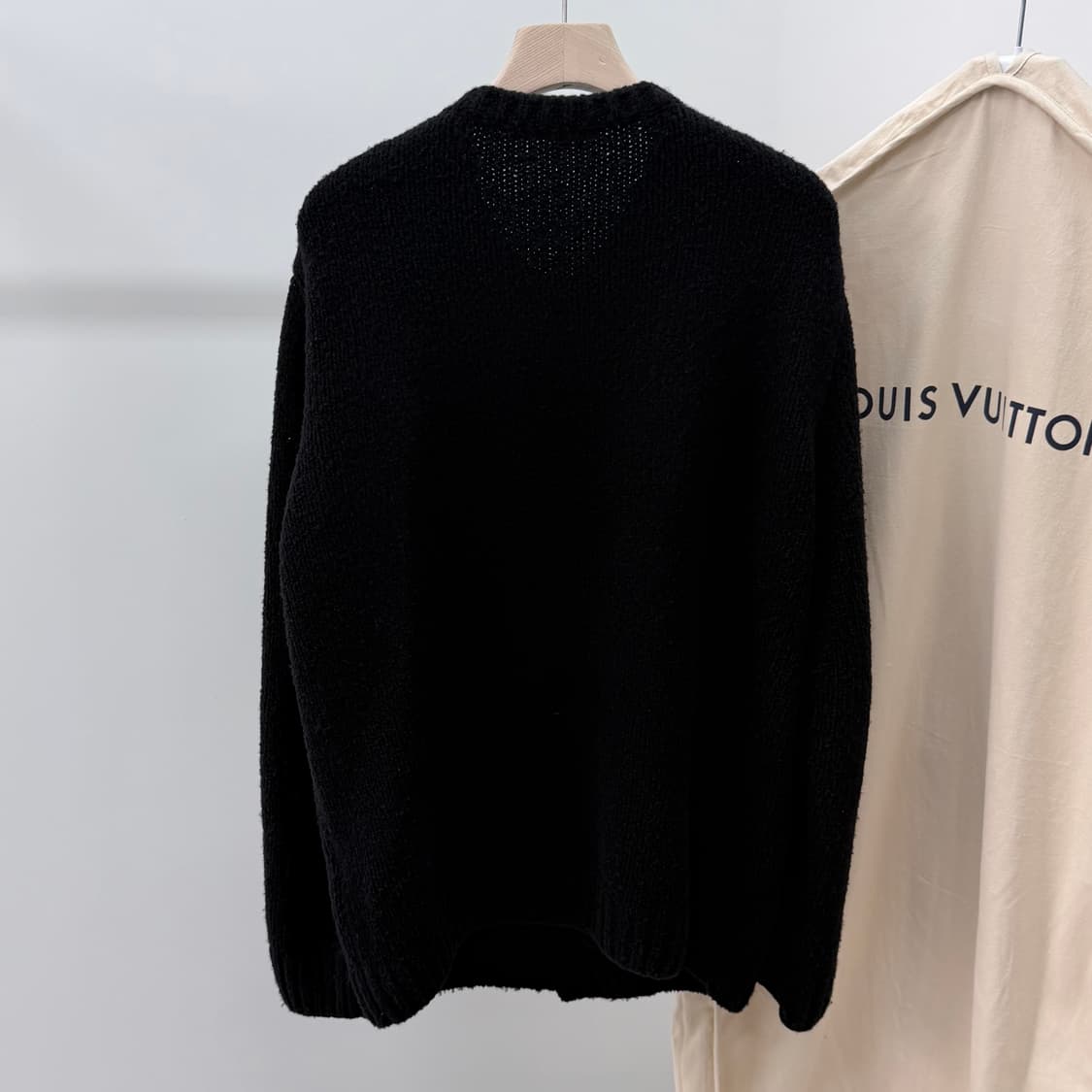 [S+급/L] 25FW 루이비통 청키 인타르시아 니트 가디건 블랙 상품이미지5