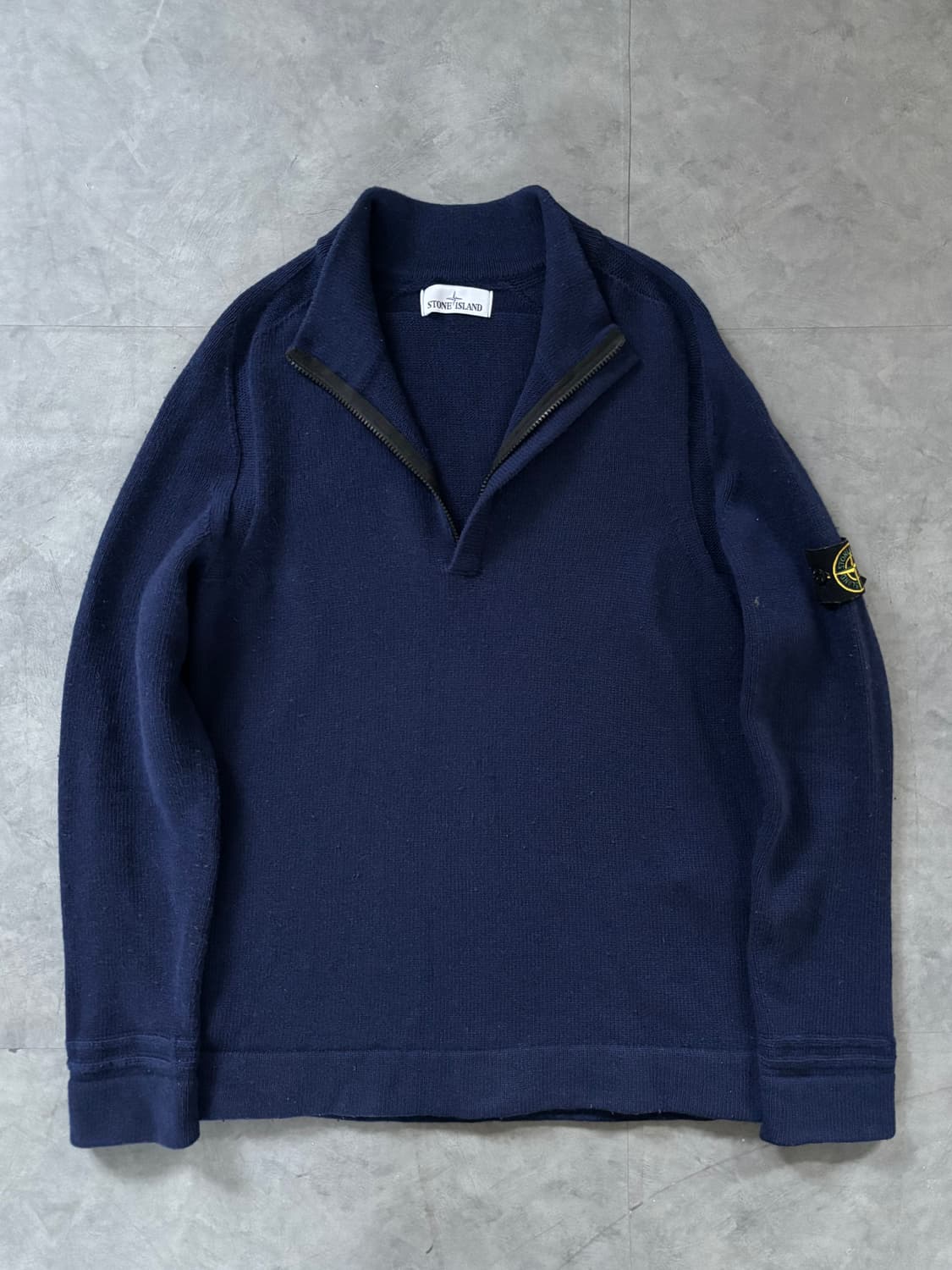 Stone-Island 스톤아일랜드 딥블루 와펜 하프 집업 니트  상품이미지1