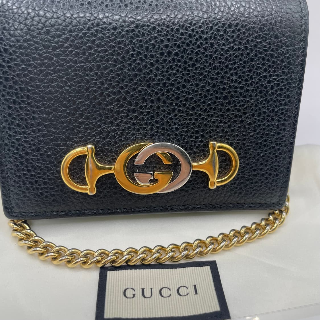 구찌 주미 레더 체인 카드지갑 상품이미지4