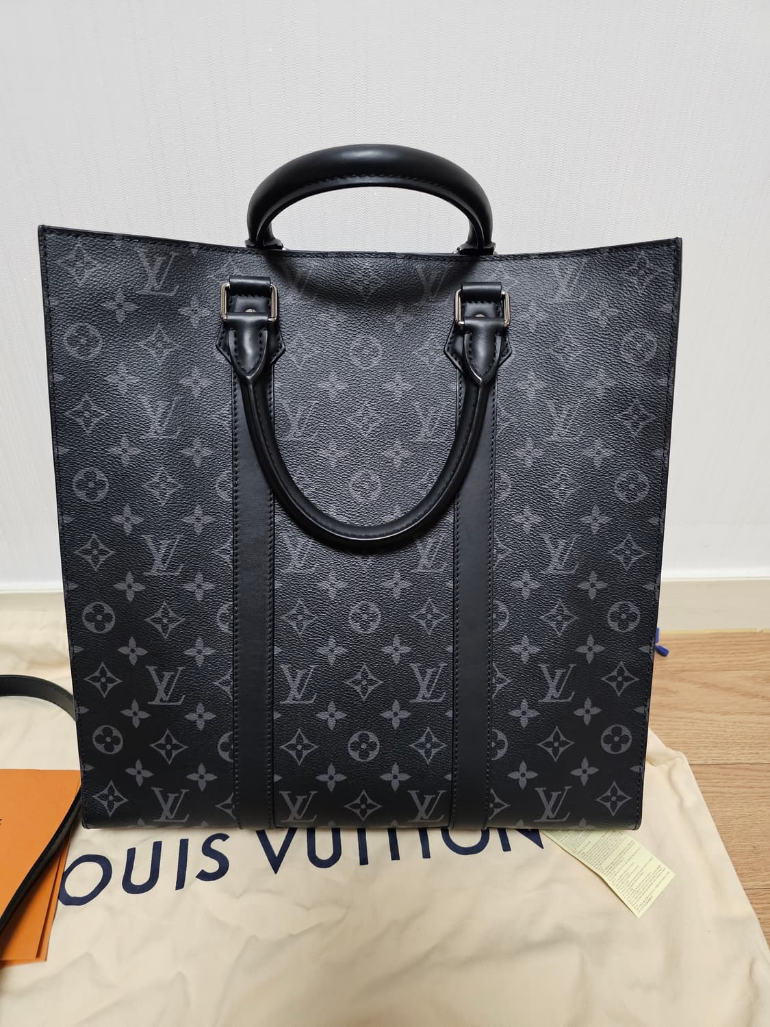 루이비통 이클립스 삭플라NM 토트 크로스백 신형 상품이미지7