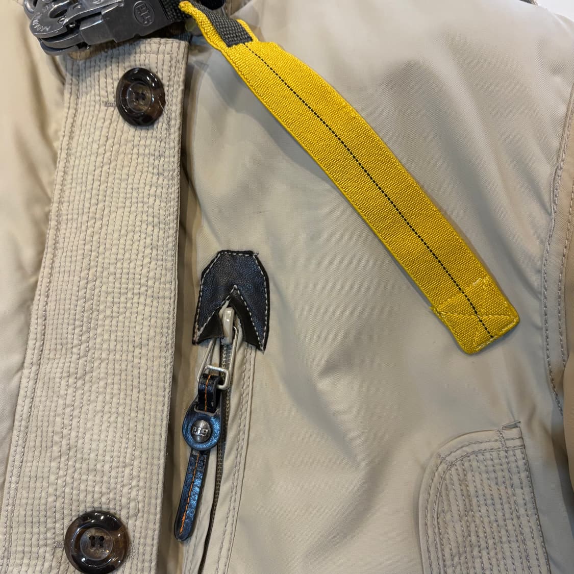 파라점퍼스 코디악 베이지 패딩 상품이미지10