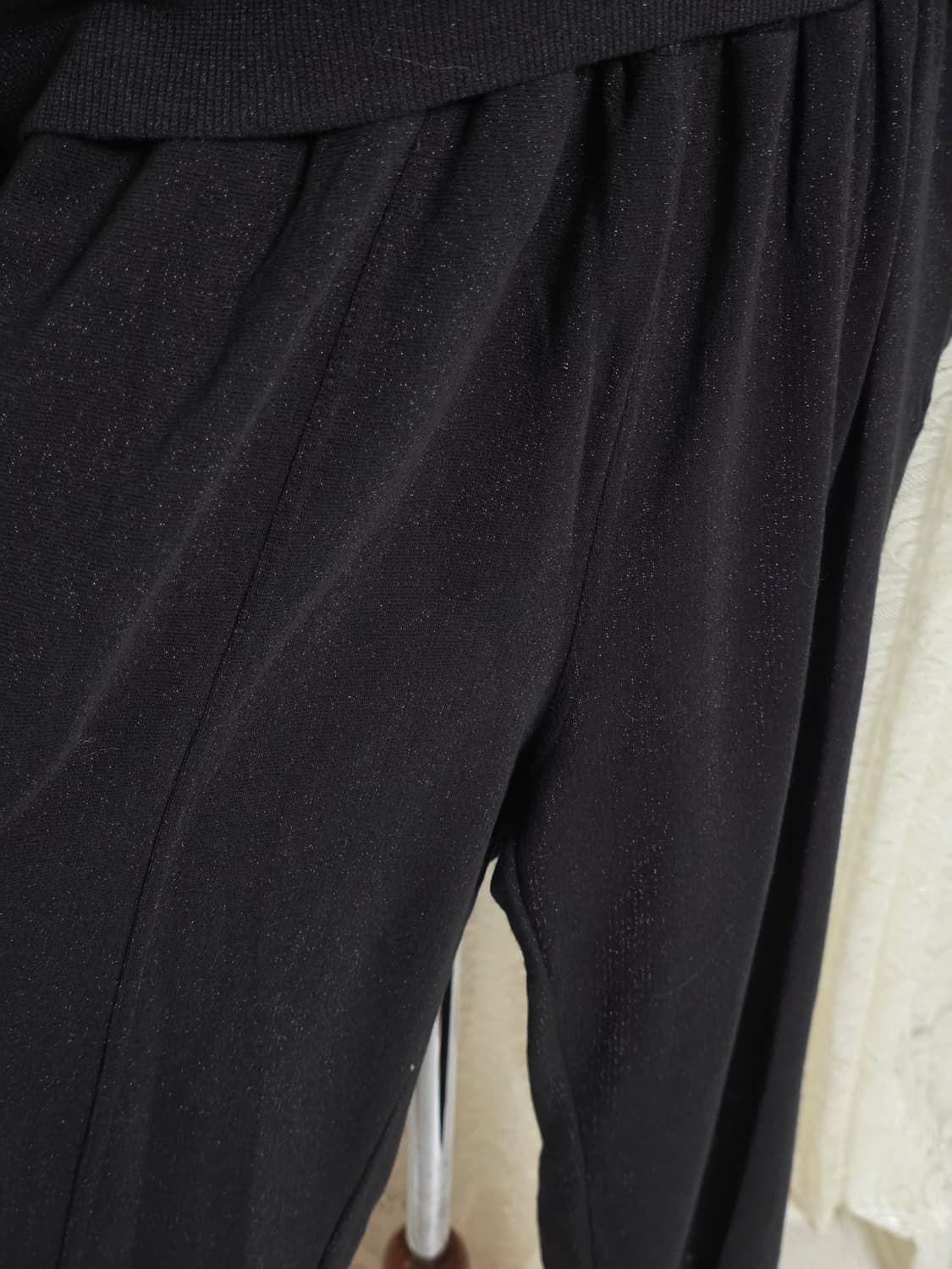 새상품) 쓰리타임즈(쓰탐) 글리터 크롭 맨투맨 & 조거 셋업 상품이미지5