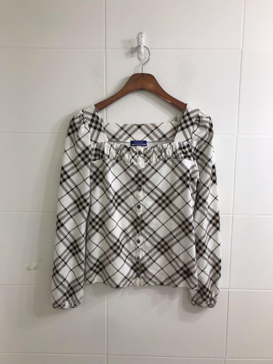 버버리 체크 블라우스 아이보리 니혼진 모리 코디세트 상품이미지3
