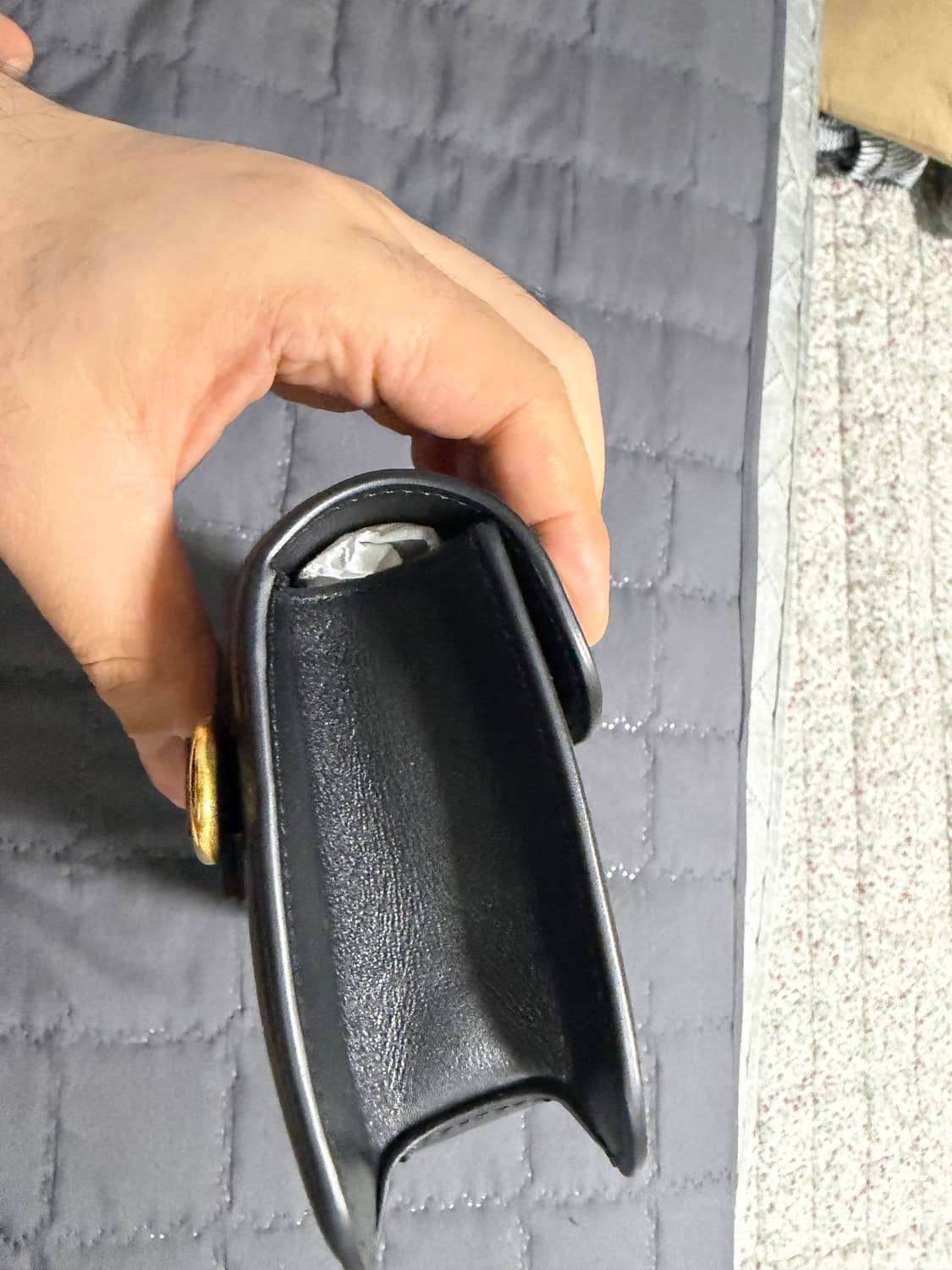 발렌티노 로코 메신저백 팝니다 상품이미지5