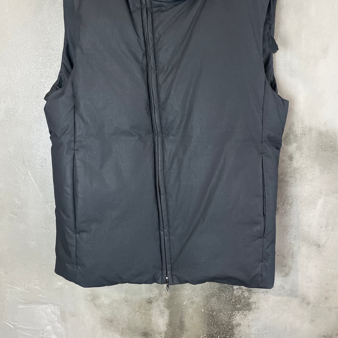 어태치먼트 코팅 코튼 패딩 베스트 상품이미지5