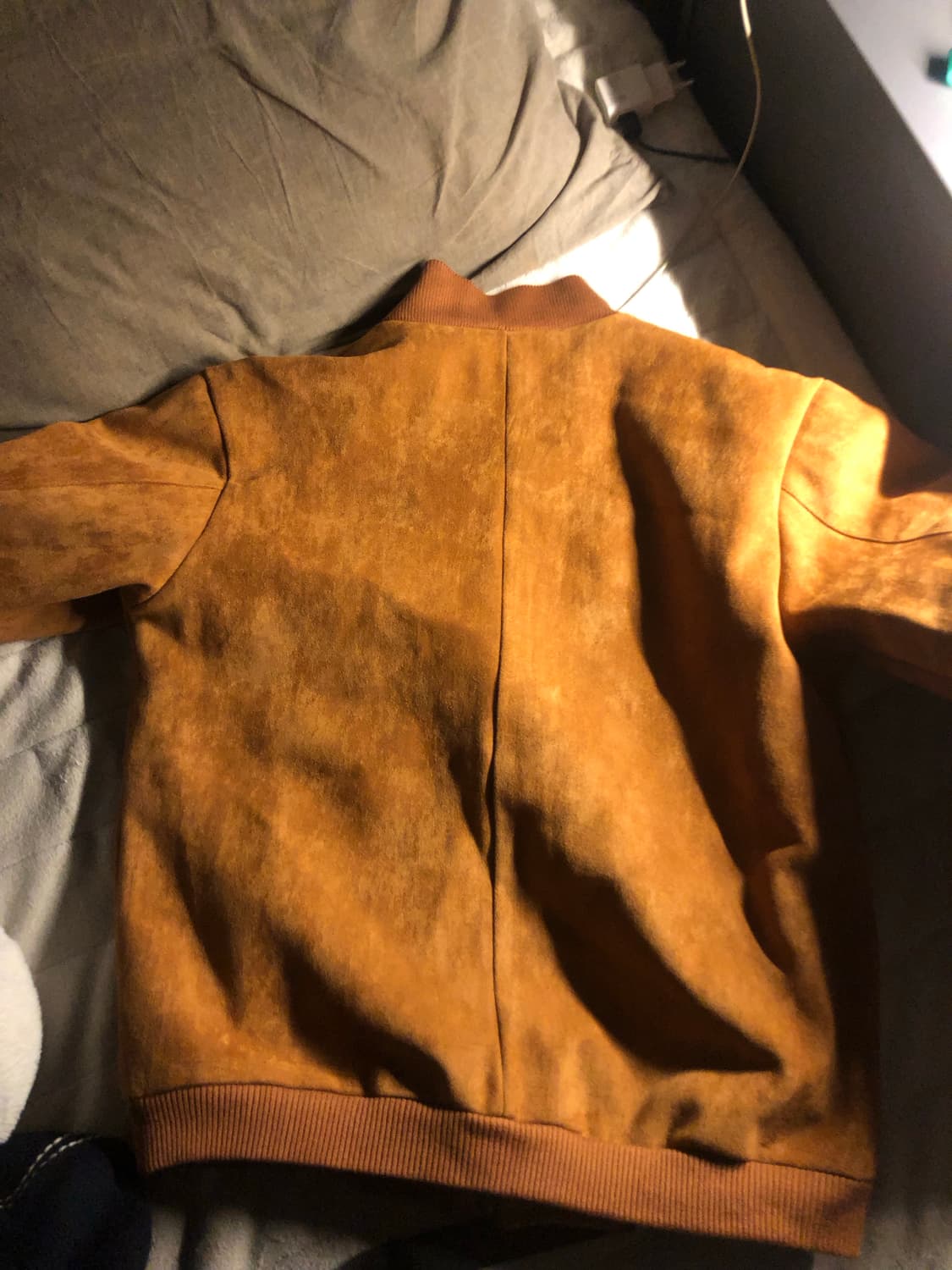 미우미우 스웨이드 브라운 자켓  상품이미지3