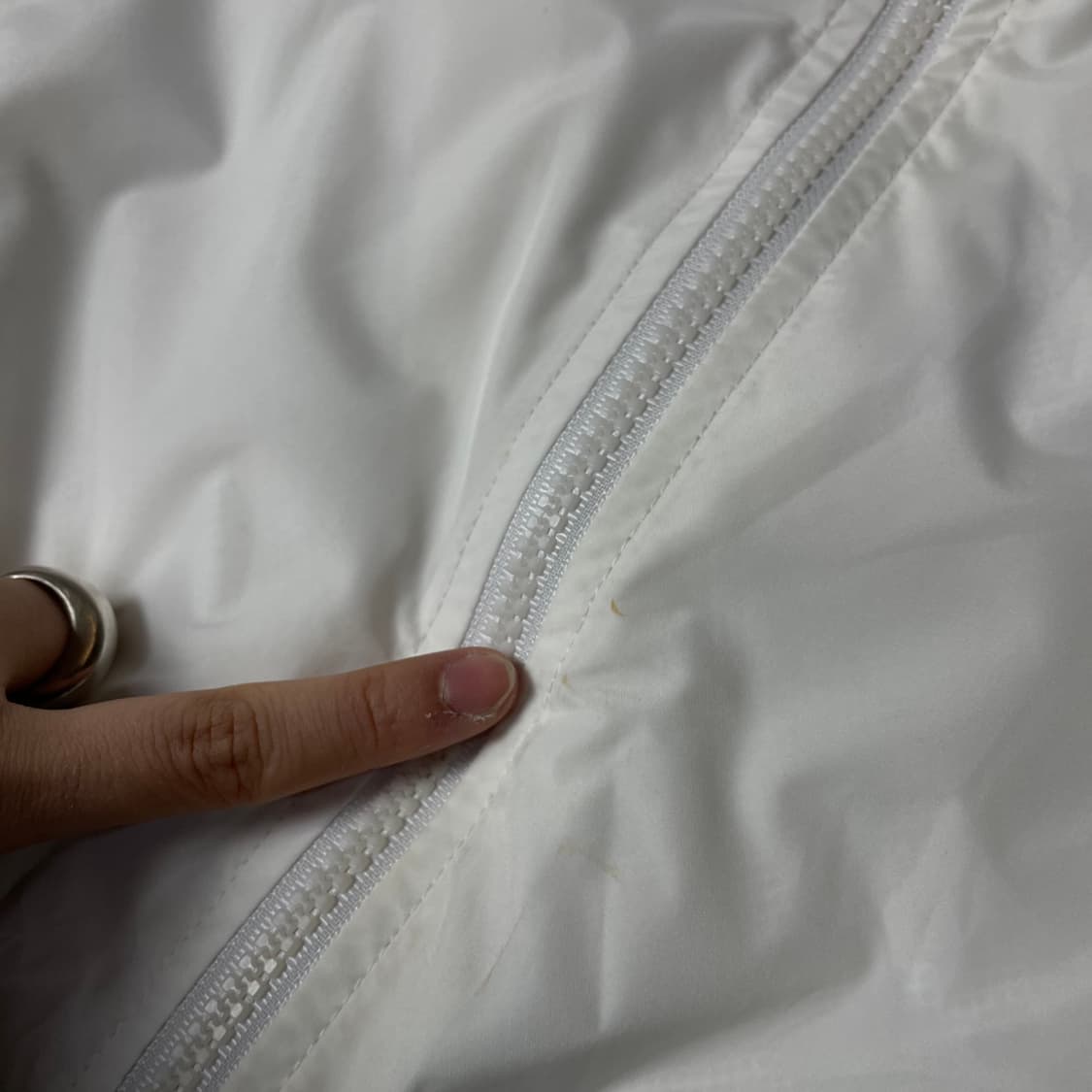 휠라 화이트 나일론 바람막이 95 상품이미지3