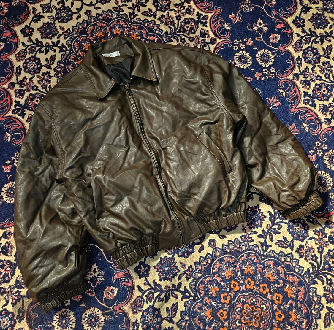 아콘(ACON) 브라운 비건 가죽 점퍼 Free 상품이미지1