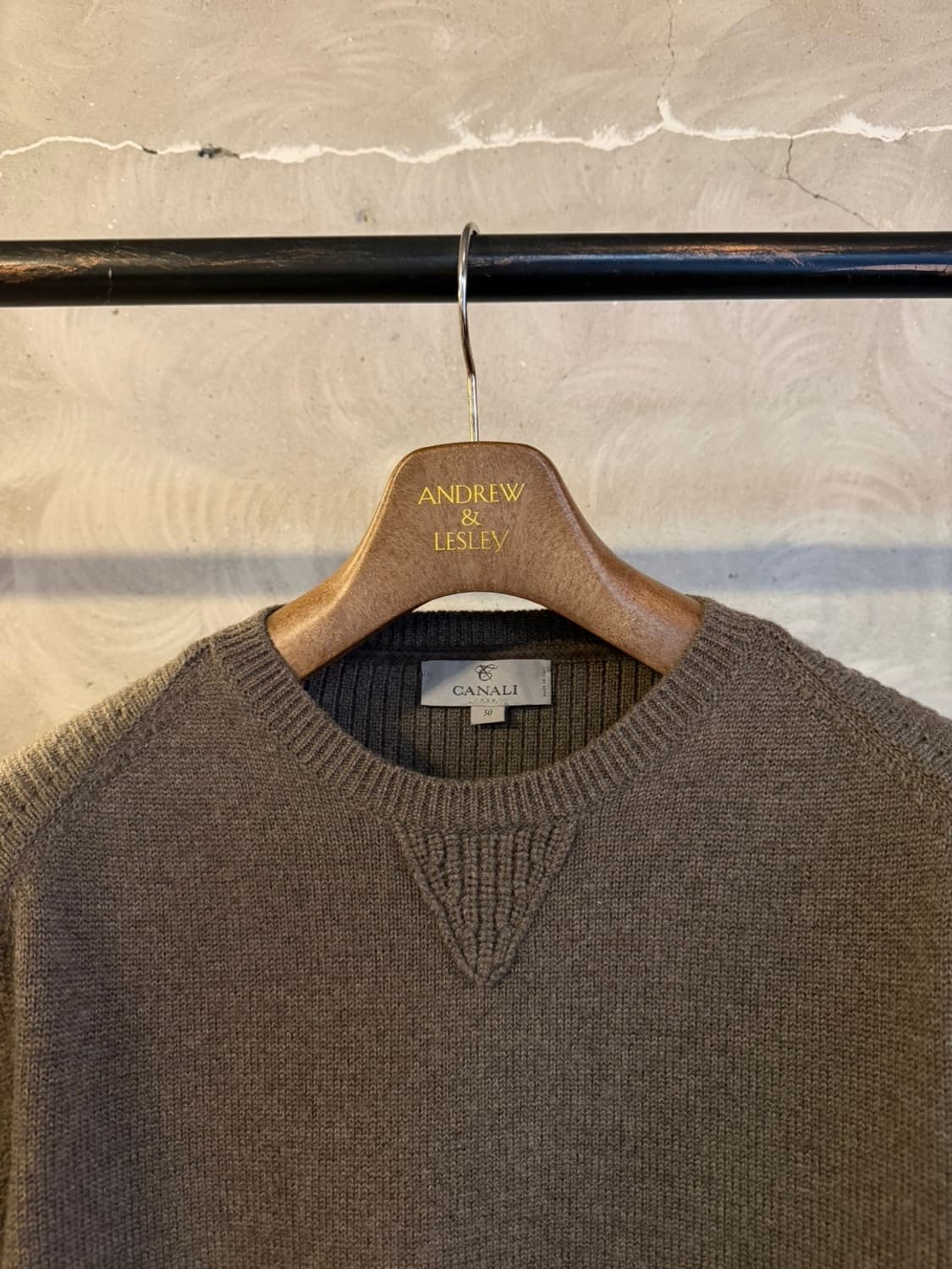 까날리 스웨이드 패치 니트 100 상품이미지3