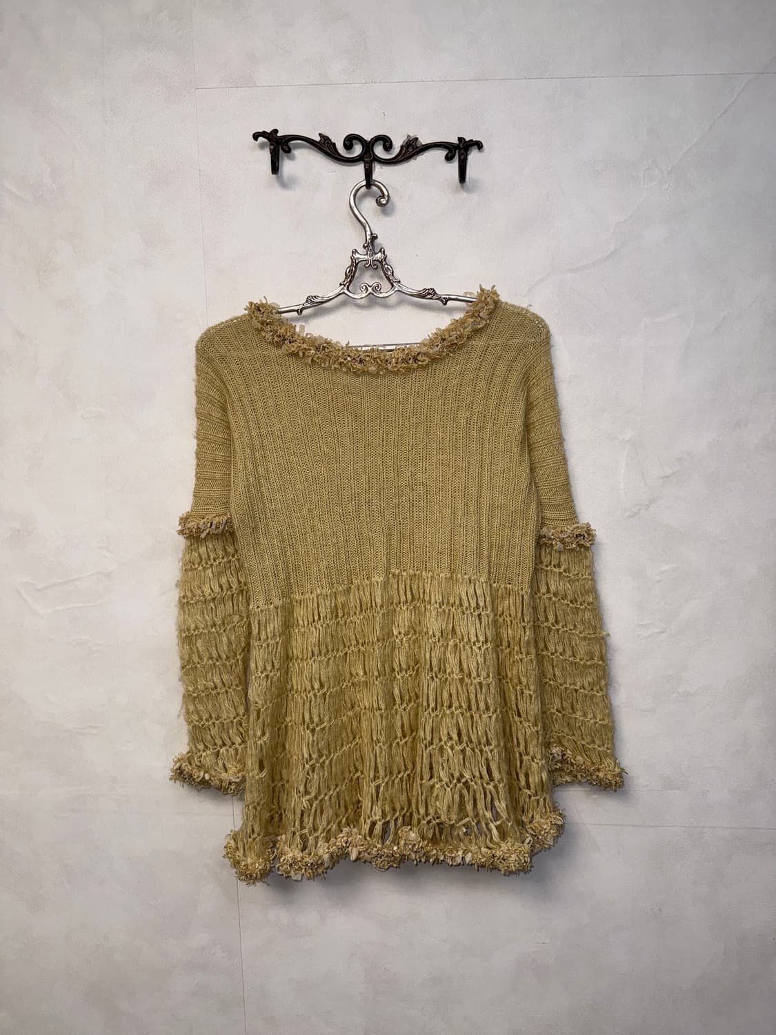 Beige grunge fairy beads detail knit 상품이미지7