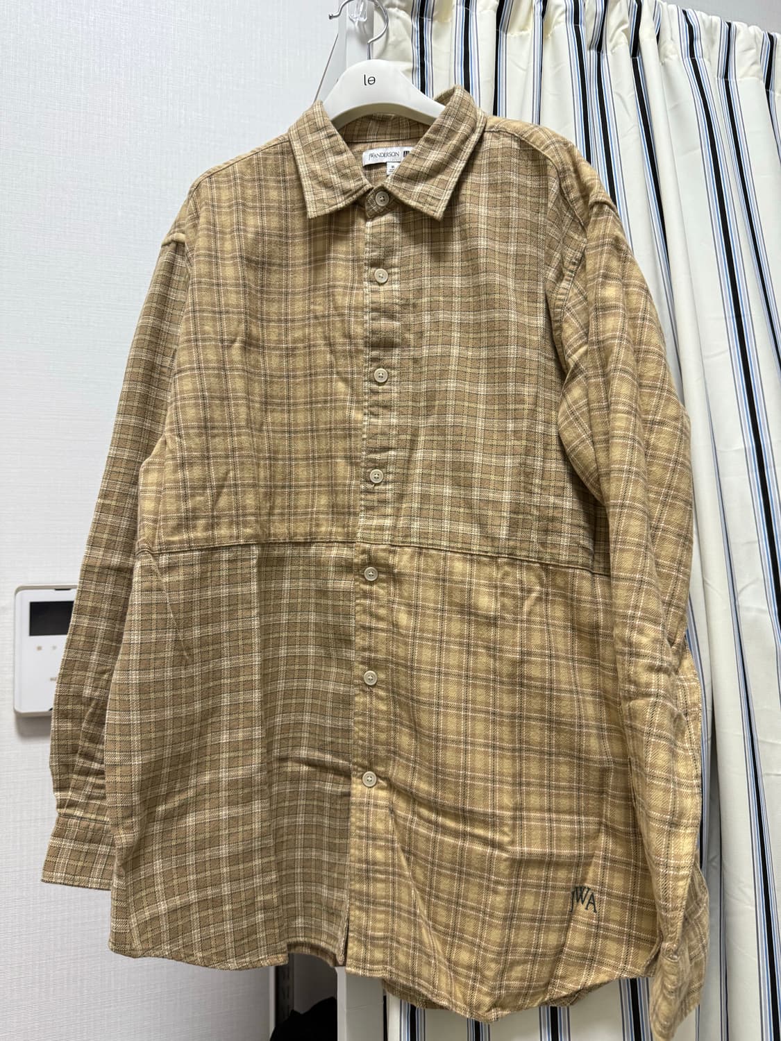 유니클로 x JW 앤더슨 플란넬 셔츠 베이지 새상품 상품이미지2