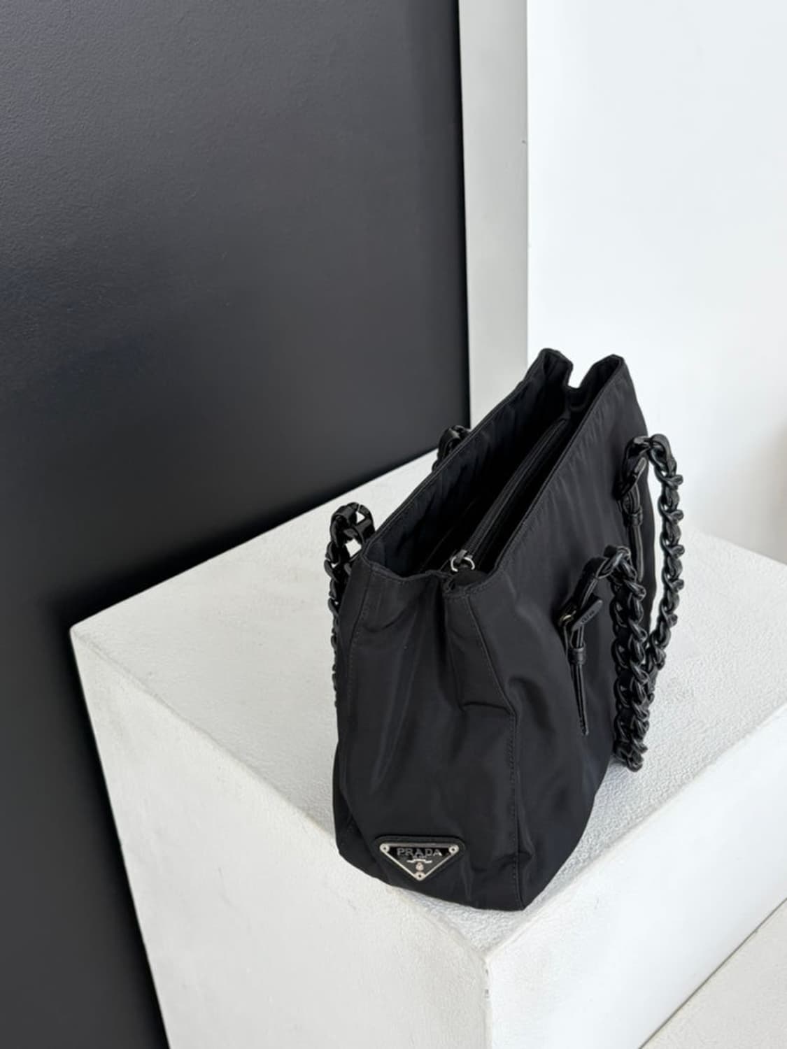 빈티지 프라다 체인 토트백 상품이미지1