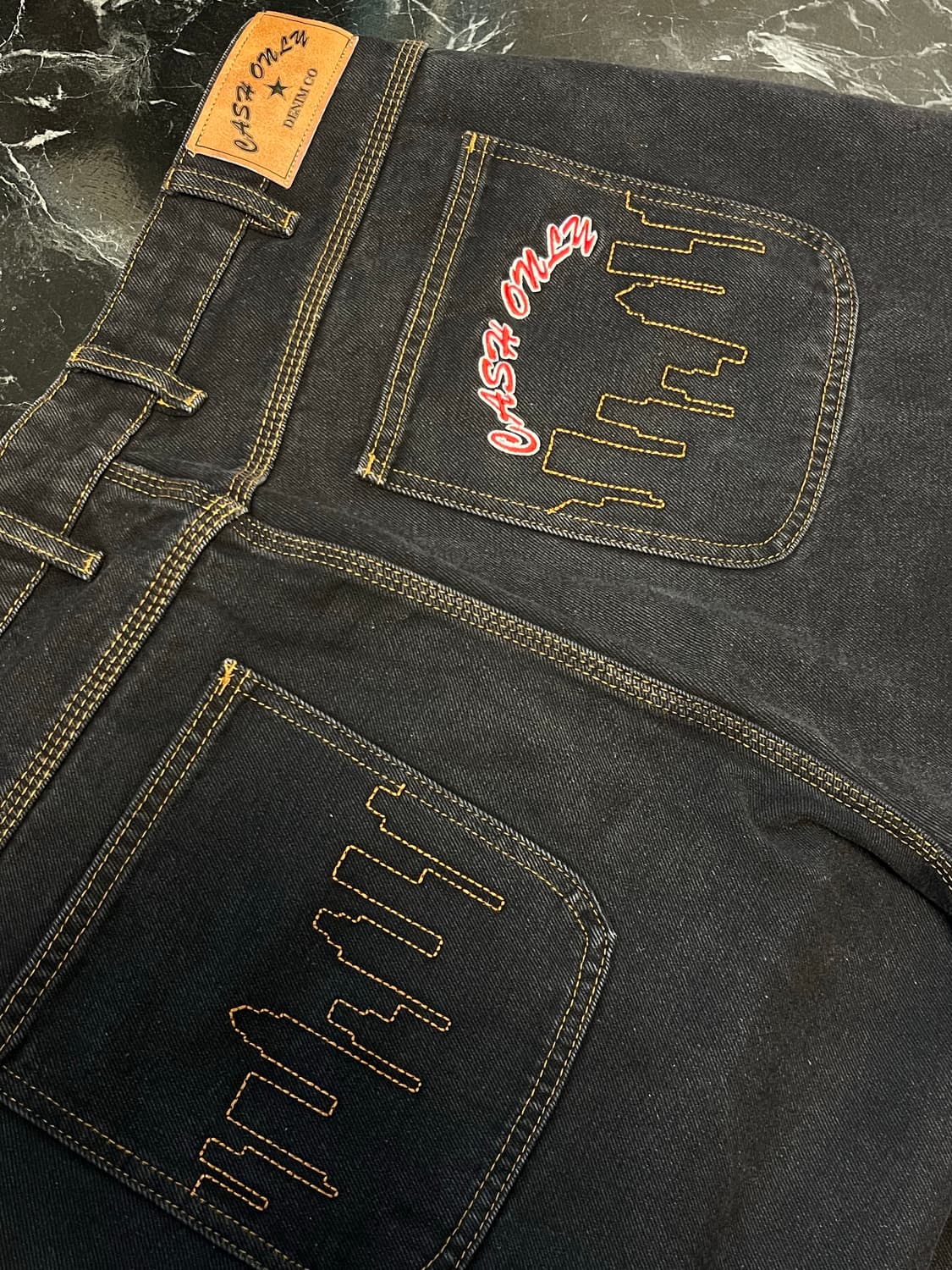 cash only 백포켓 자수 흑청데님 상품이미지1