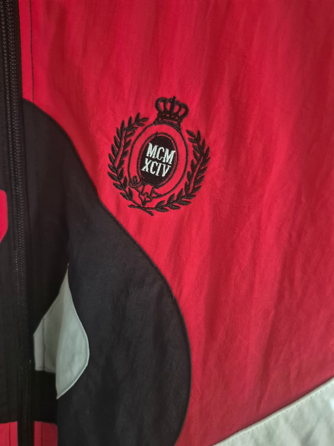 슈프림 빅레터 트랙자켓 상품이미지3