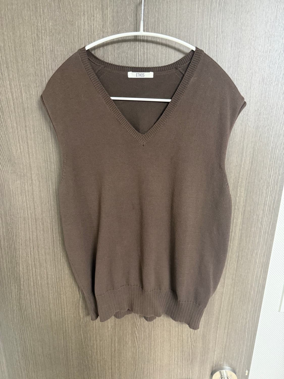 에토스 코튼브이넥 니트베스트 상품이미지3